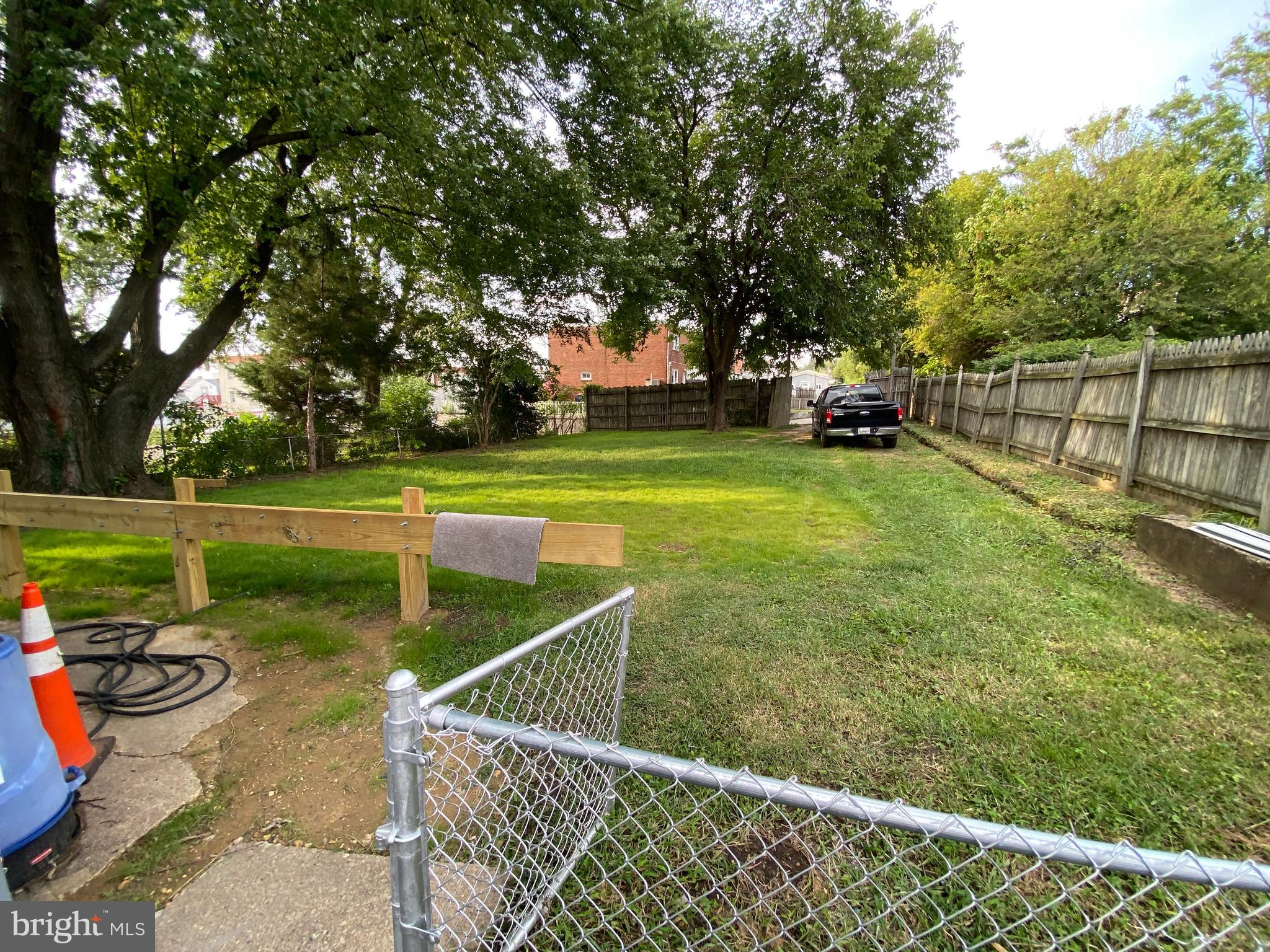 6908 German Hill Road Baltimore, MD 21222 - Photo 3 of 30