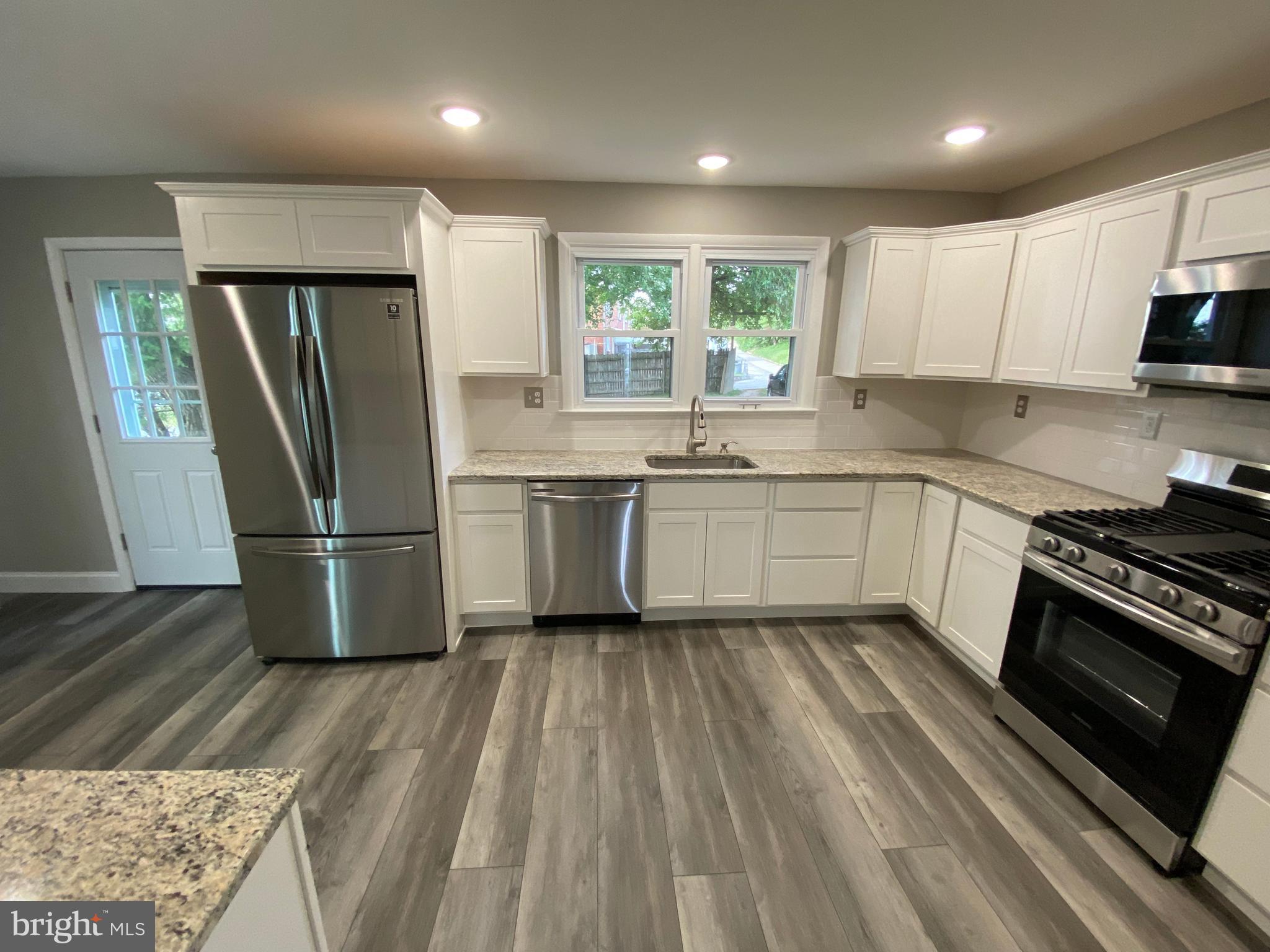 6908 German Hill Road Baltimore, MD 21222 - Photo 8 of 30