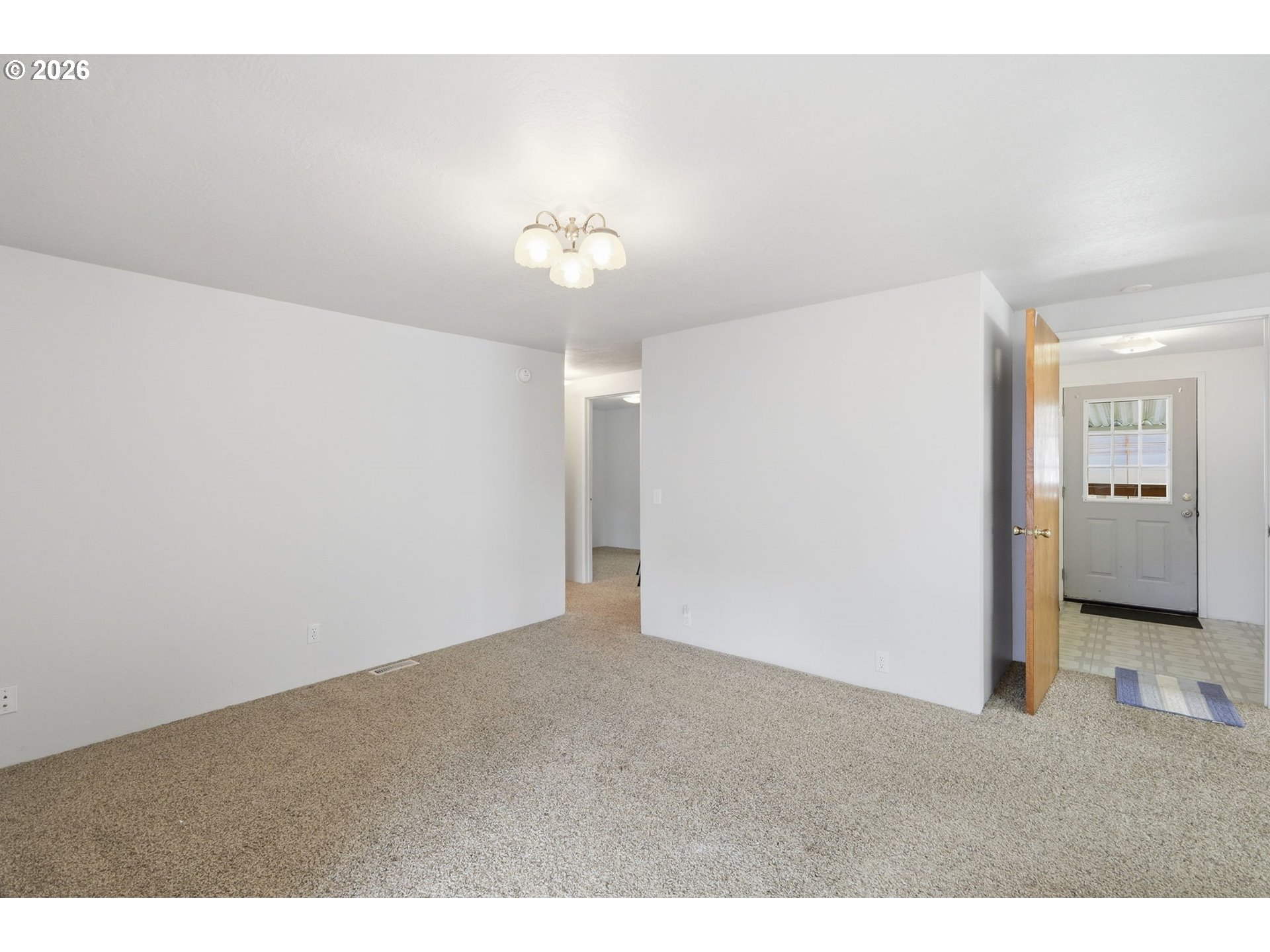 5335 Main Street, Unit 208 Springfield, OR 97478 - Photo 18 of 48 Dining Room