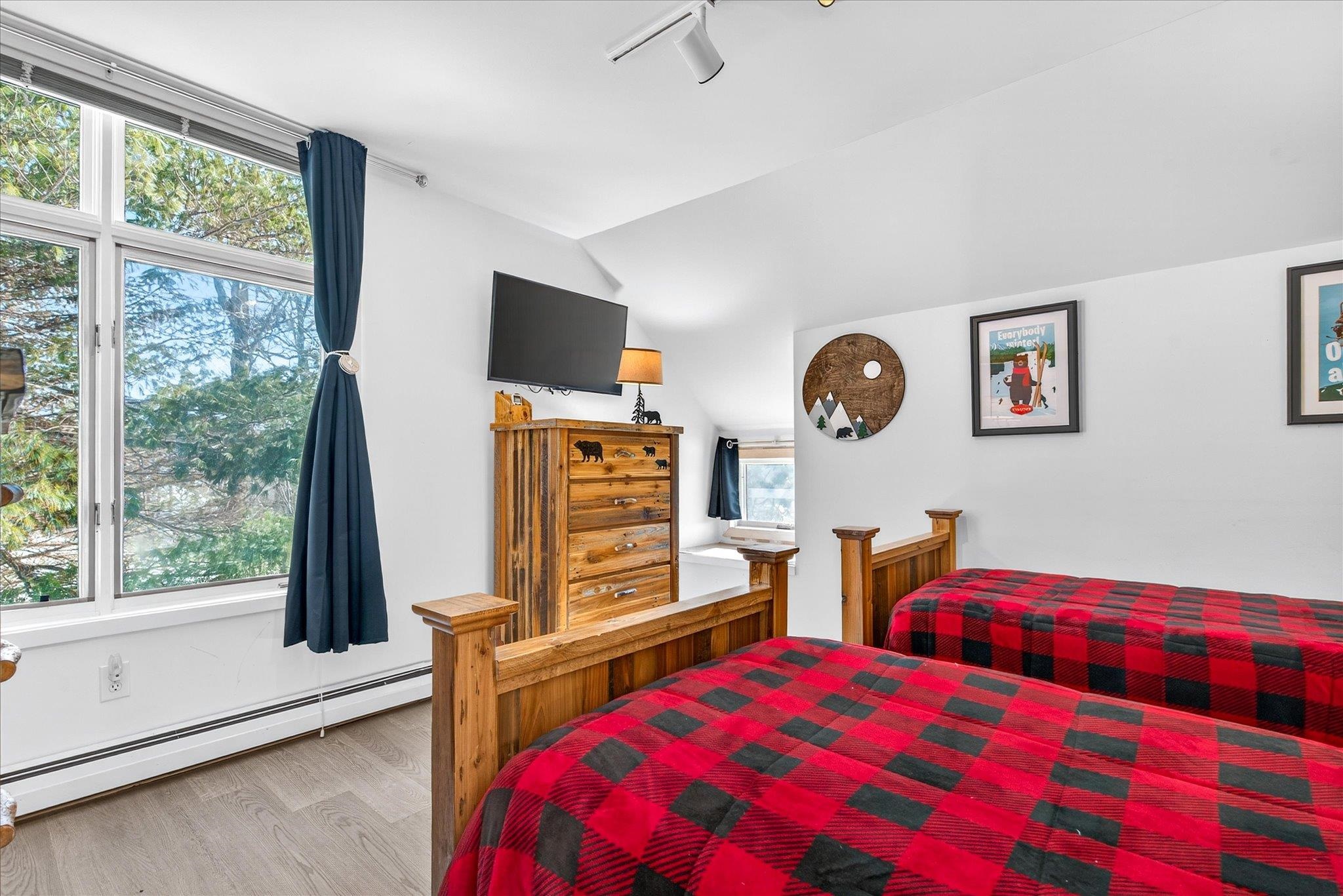 E1 Rock Ridge Road Winhall, VT 05340 - Photo 14 of 38