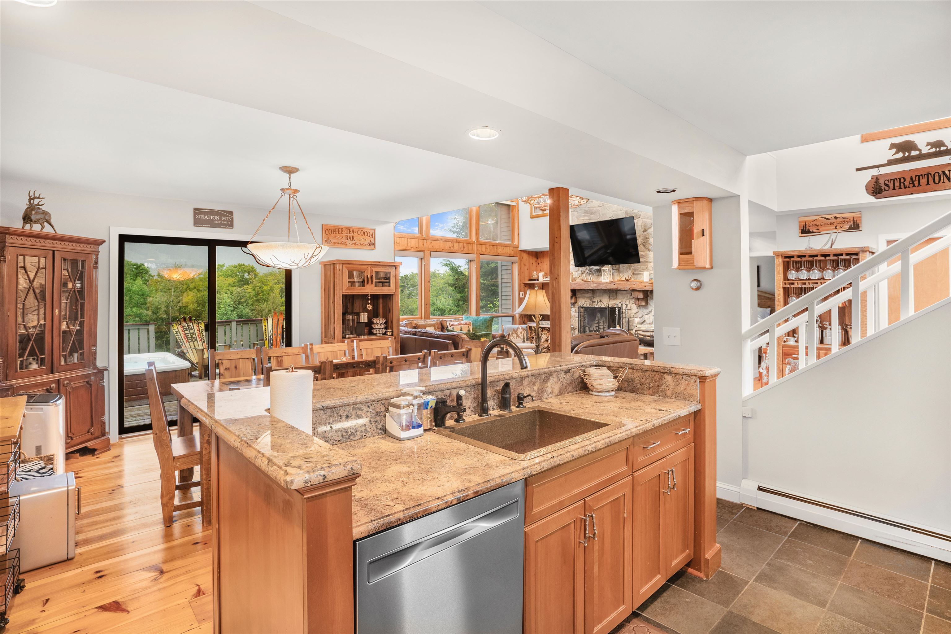 E1 Rock Ridge Road Winhall, VT 05340 - Photo 6 of 40