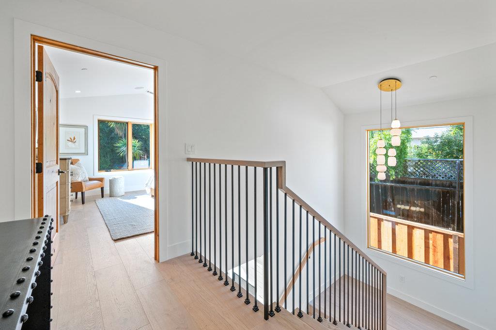 1327 Benito Avenue Burlingame, CA 94010 - Photo 24 of 41