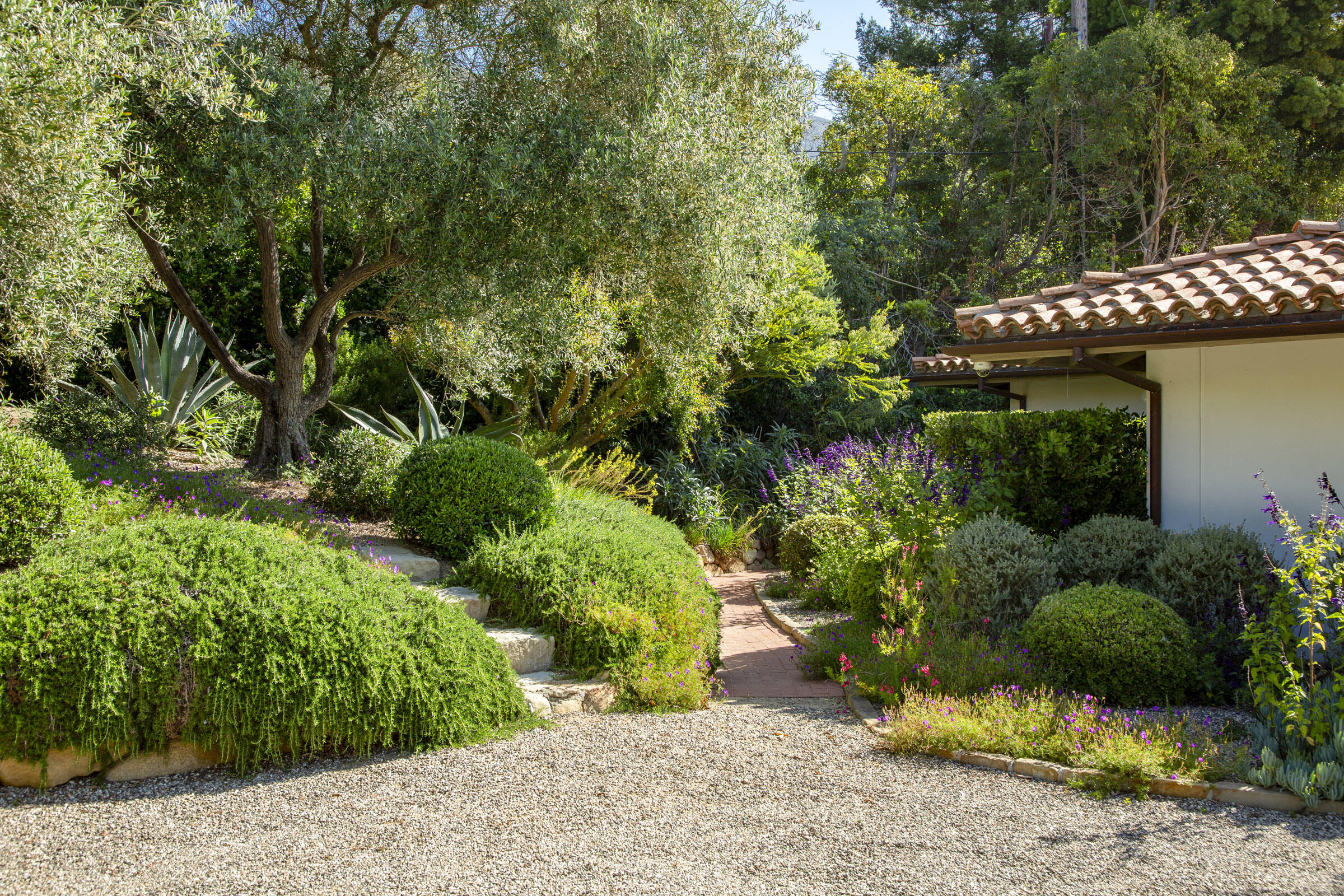770 Via Manana Montecito, CA 93108 - Photo 33 of 34 a view of a house with a tree