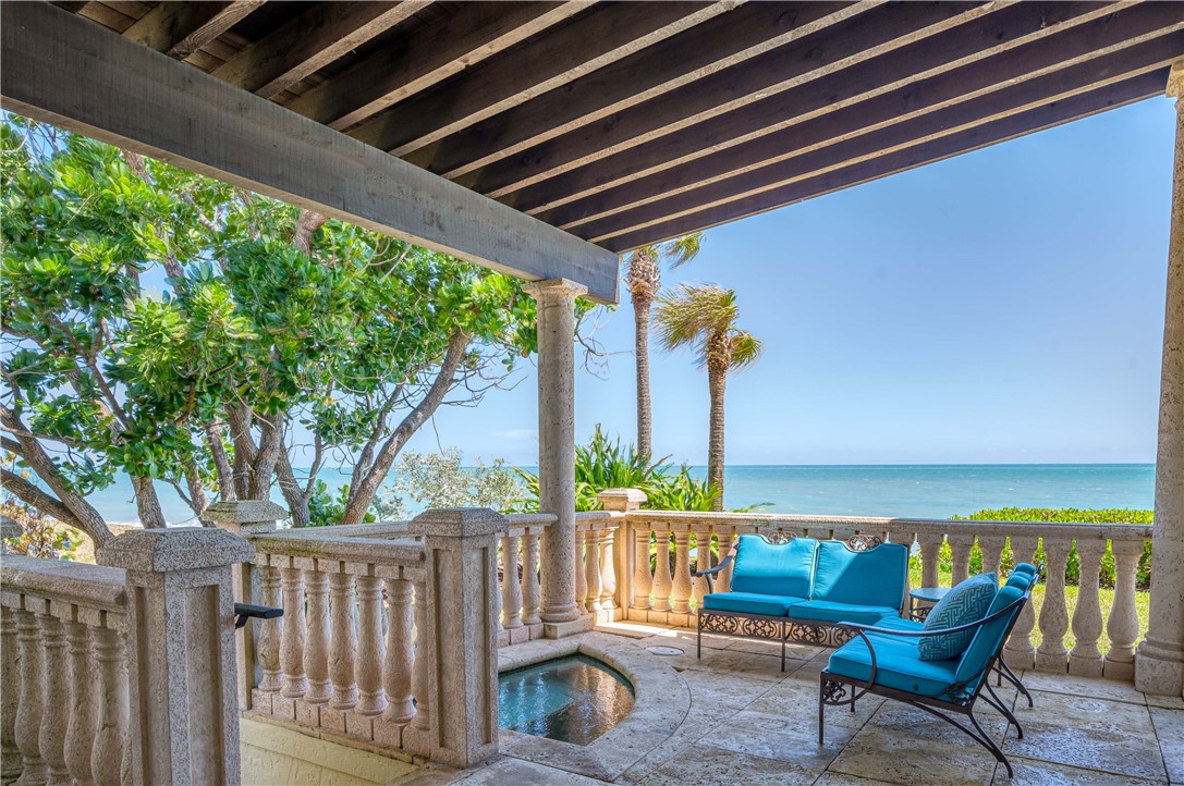 590 Reef Road Vero Beach, FL 32963 - Photo 29 of 36 Gallery Image 29