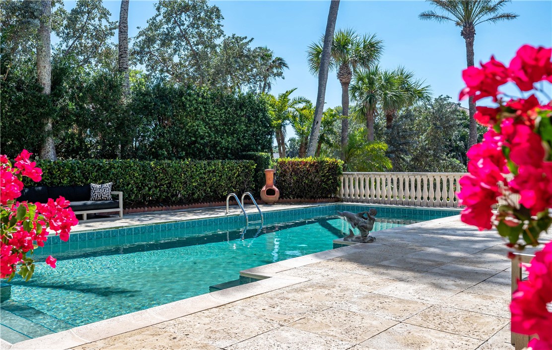 590 Reef Road Vero Beach, FL 32963 - Photo 3 of 36 Gallery Image 3