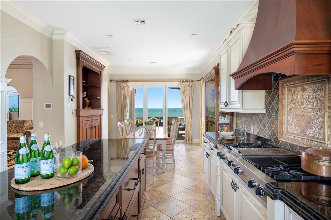 590 Reef Road Vero Beach, FL 32963 - Photo 9 of 36 Gallery Image 9