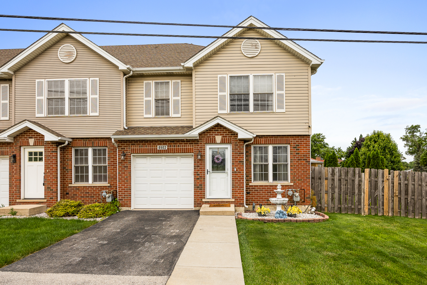 8902 Frontage Road Justice, IL 60458 - Photo 1 of 34