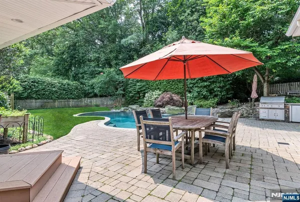$1,375,000 | 16 Dimas Court, Harrington Park, NJ 07640