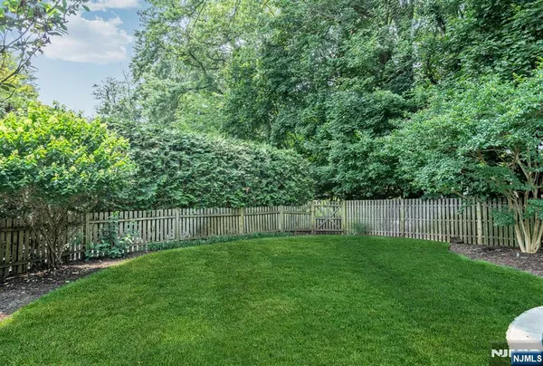 $1,375,000 | 16 Dimas Court, Harrington Park, NJ 07640