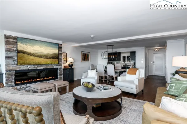 $1,595,000 | 1968 Main Street, Unit 21, Blowing Rock, NC 28605