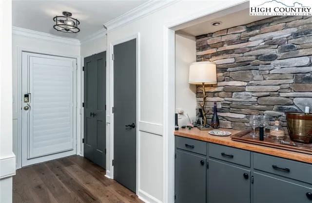 $1,595,000 | 1968 Main Street, Unit 21, Blowing Rock, NC 28605