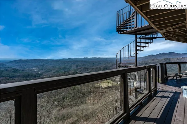 $1,595,000 | 1968 Main Street, Unit 21, Blowing Rock, NC 28605