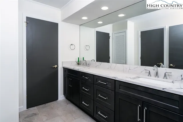 $1,595,000 | 1968 Main Street, Unit 21, Blowing Rock, NC 28605