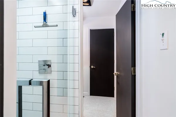 $1,595,000 | 1968 Main Street, Unit 21, Blowing Rock, NC 28605