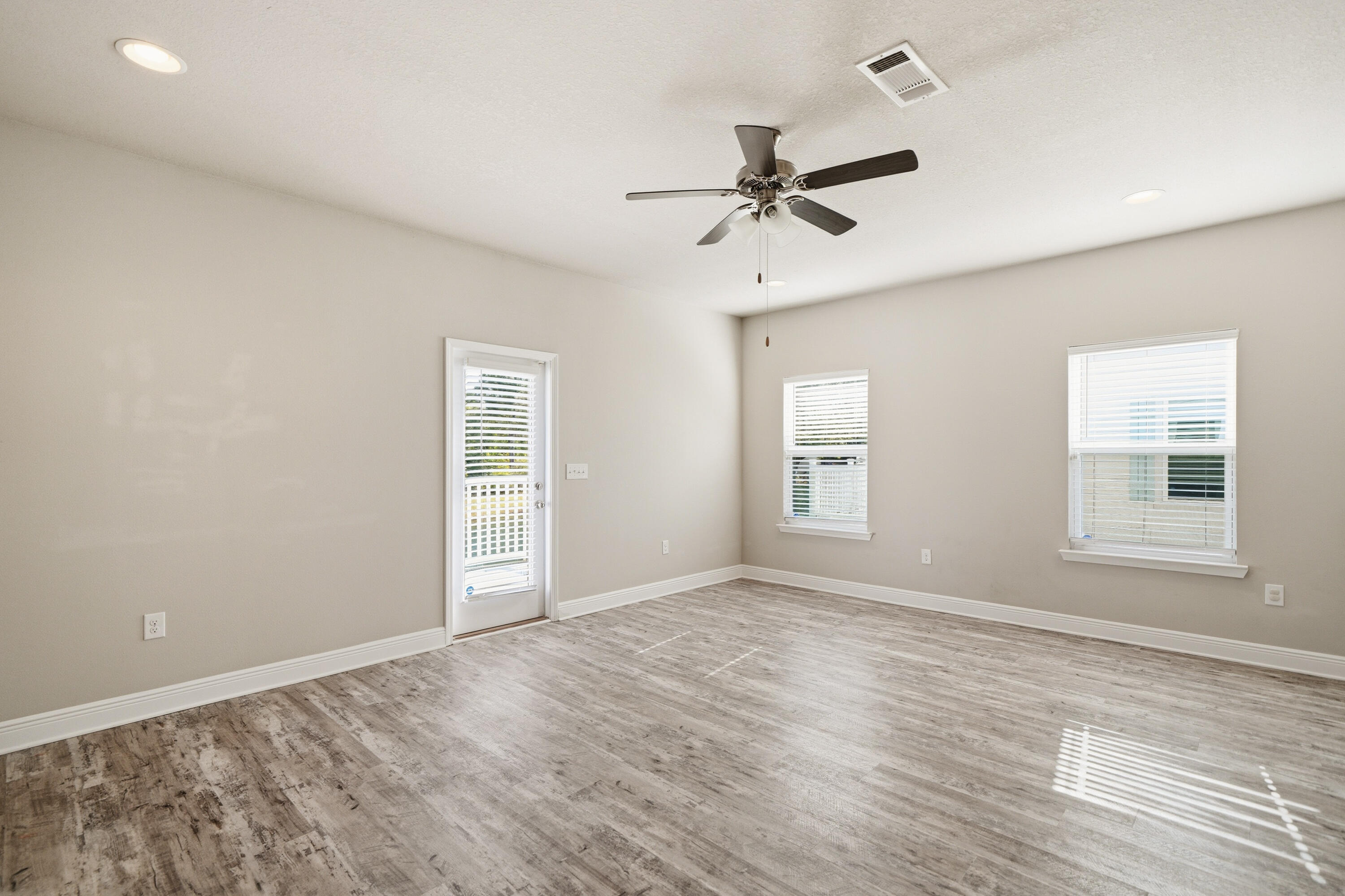 64 Crossing Lane, Unit F Santa Rosa Beach, FL 32459 - Photo 5 of 43 Living Area