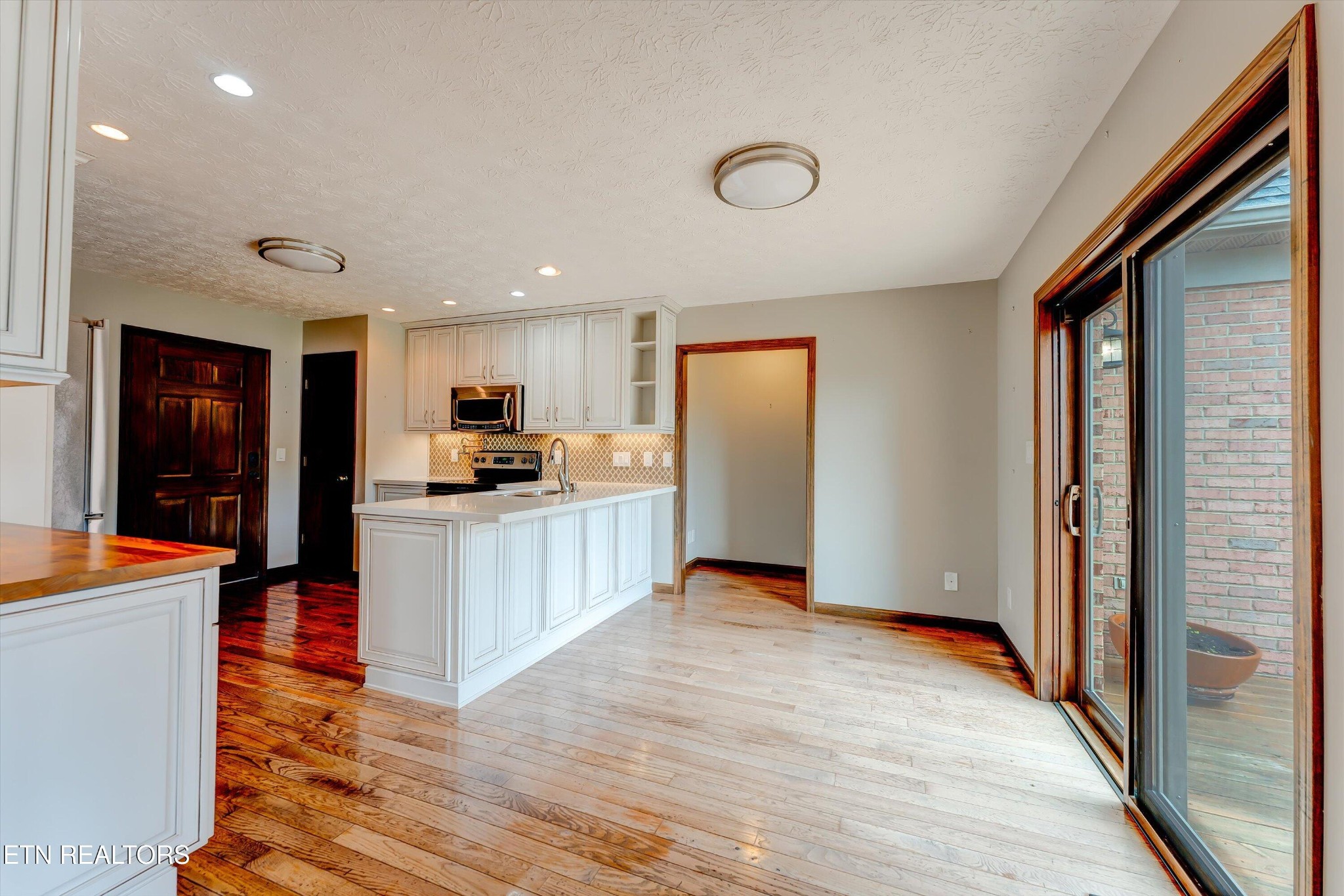 113 Lakeview Place Clinton, TN 37716 - Photo 11 of 51 Gallery Image 11