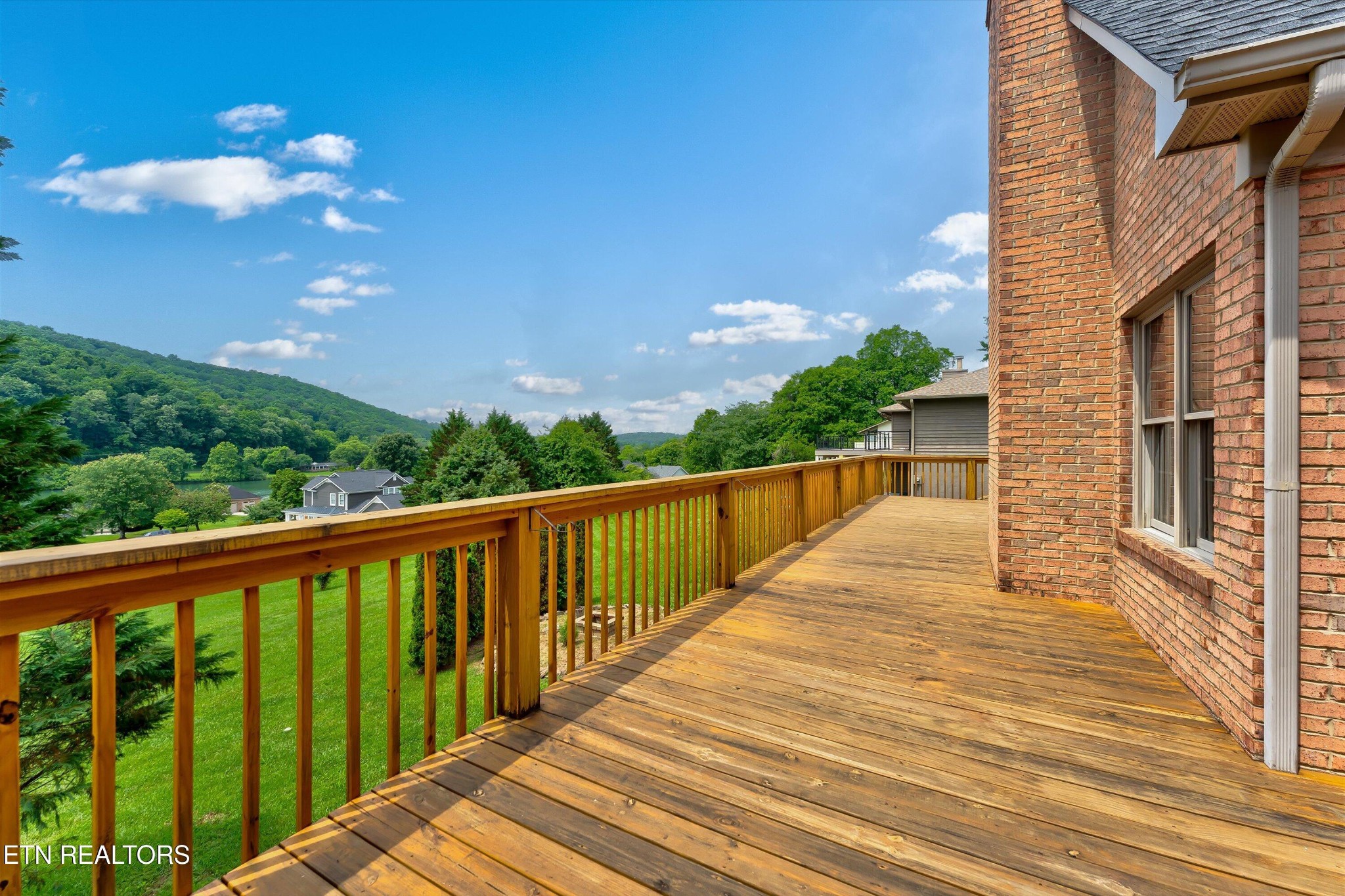 113 Lakeview Place Clinton, TN 37716 - Photo 33 of 51 Gallery Image 33