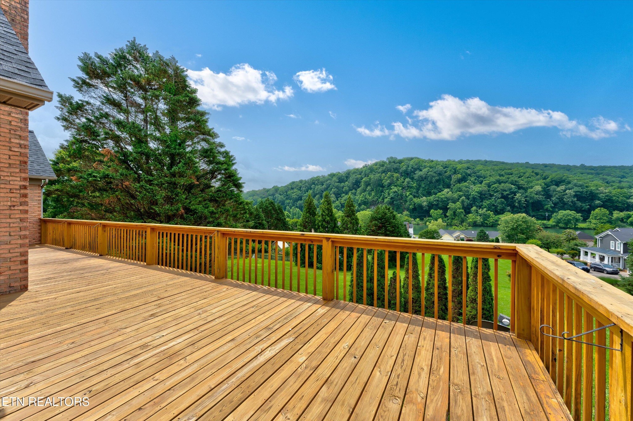 113 Lakeview Place Clinton, TN 37716 - Photo 34 of 51 Gallery Image 34