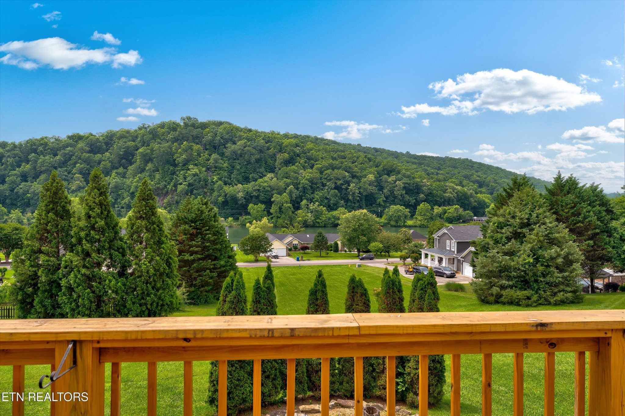 113 Lakeview Place Clinton, TN 37716 - Photo 35 of 51 Gallery Image 35