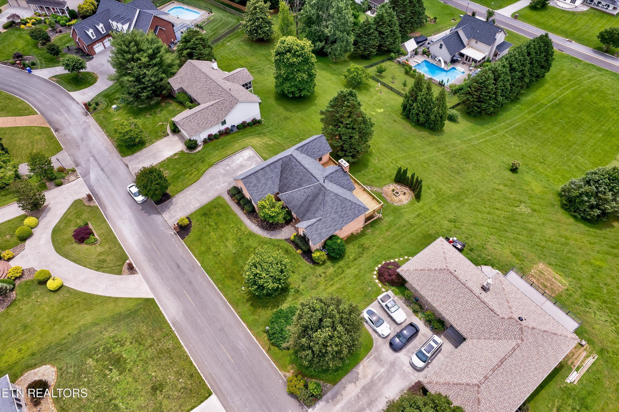 113 Lakeview Place Clinton, TN 37716 - Photo 48 of 51 Gallery Image 48