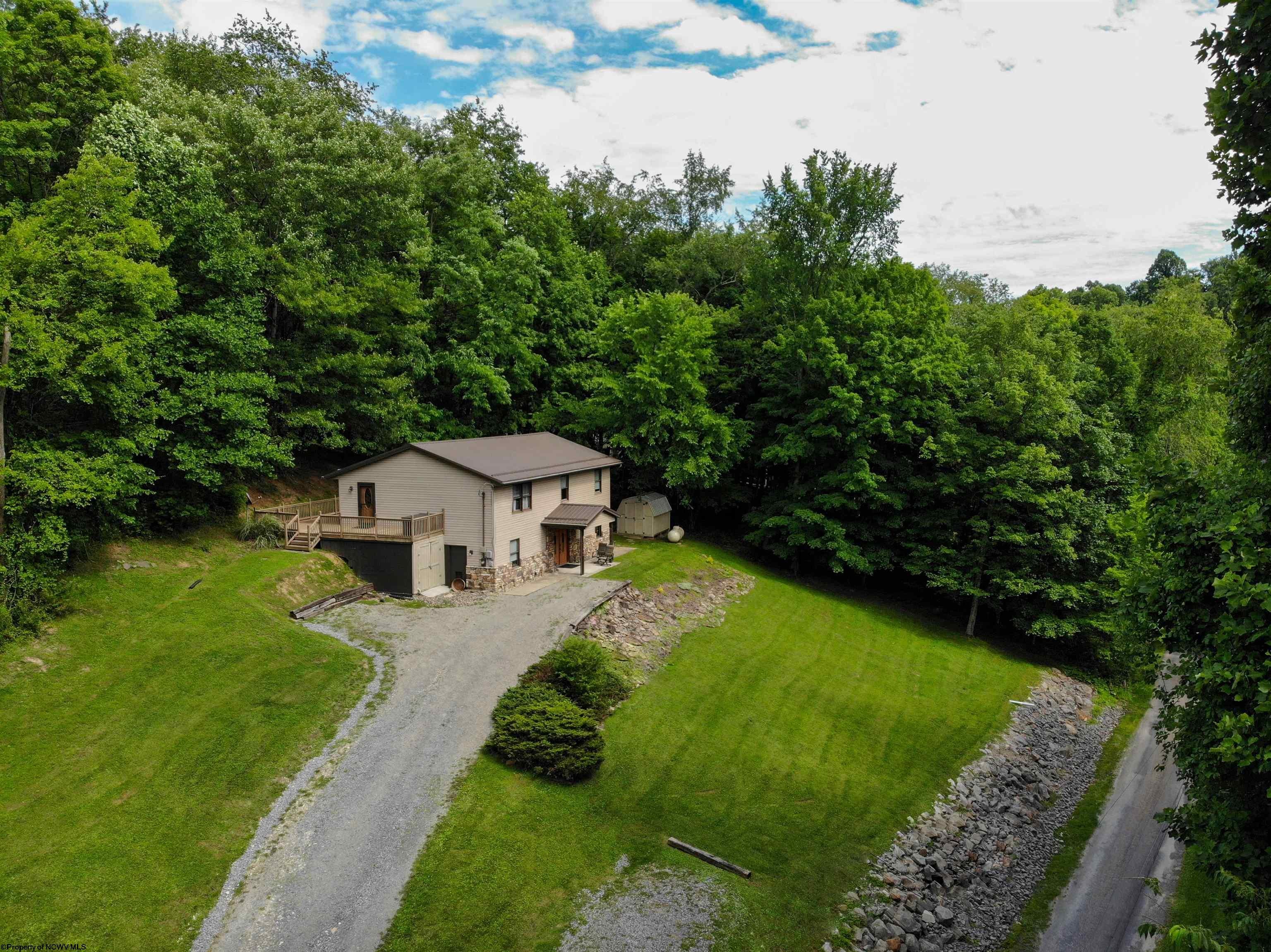 1344 Goose Run Road Fairmont, WV 26554 - Photo 2 of 40 Gallery Image 2