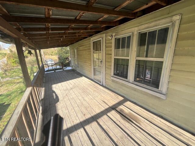 539 Carroll Hollow Road Clinton, TN 37716 - Photo 3 of 10 13