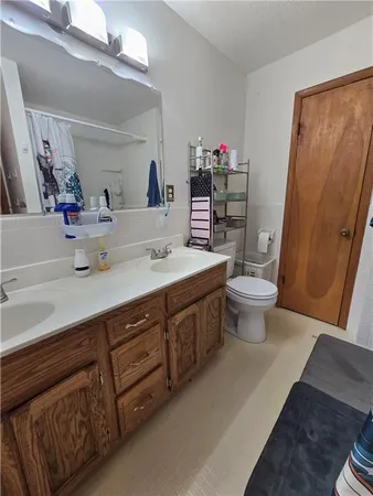 $319,000 | 209 West 6th Street, Knob Noster, MO 65336