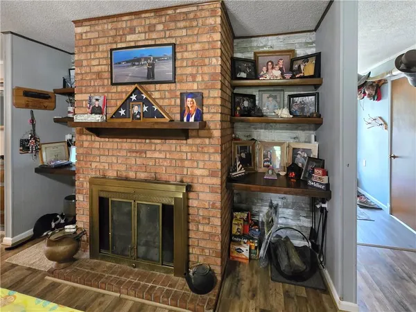 $319,000 | 209 West 6th Street, Knob Noster, MO 65336