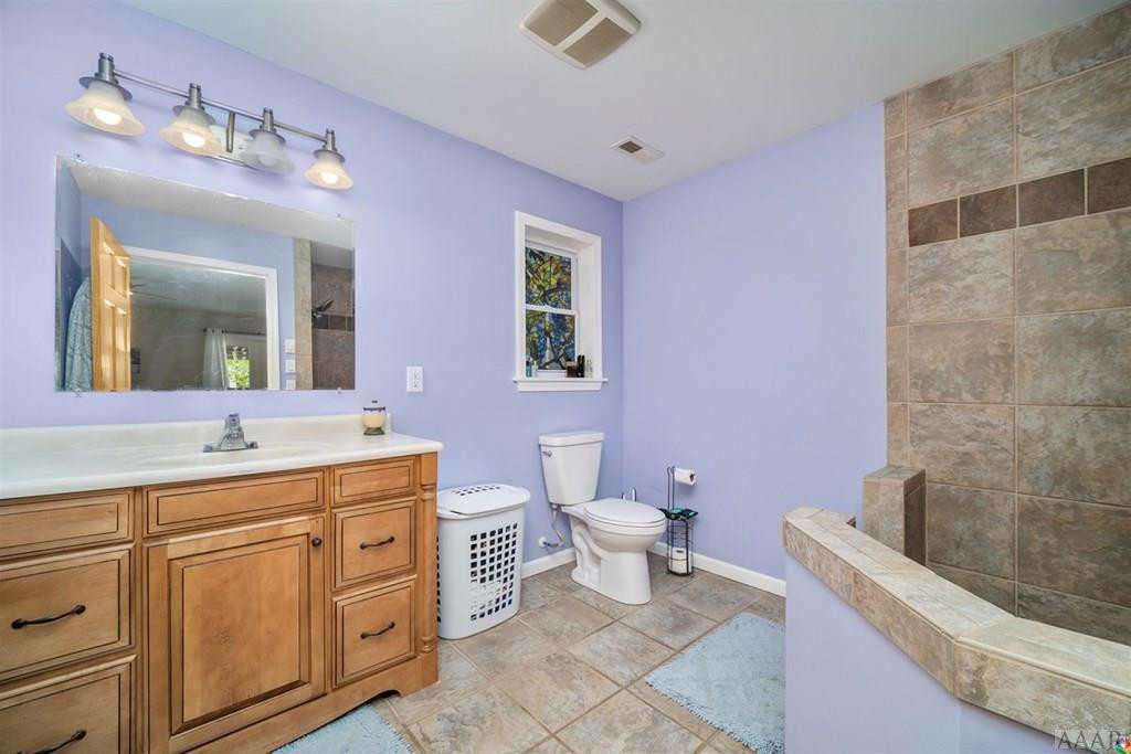 102 South Marshall Road Shawboro, NC 27973 - Photo 32 of 46 Master bath