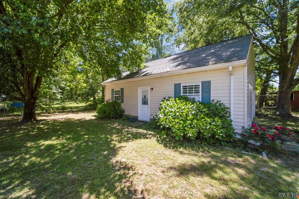 102 South Marshall Road Shawboro, NC 27973 - Photo 42 of 46 Detached garage