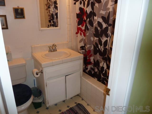 11211 Posthill Road Lakeside, CA 92040 - Photo 16 of 25 Gallery Image 16