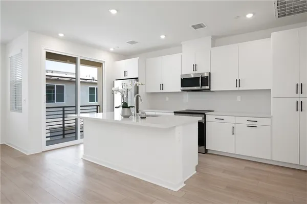 $2,800 | 3651 East Jacobson Paseo, Unit 3, Ontario, CA 91761