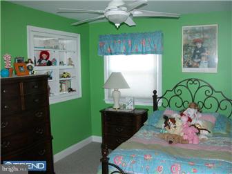 1105 Harriett Road Huntingdon Valley, PA 19006 - Photo 10 of 12 Bedroom 3