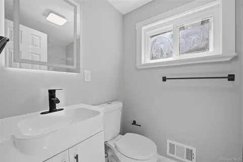 $650,000 | 24 Fuller Road, Ossining, NY 10562