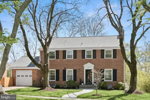 $1,275,000 | 6216 Hollins Drive, Bethesda, MD 20817