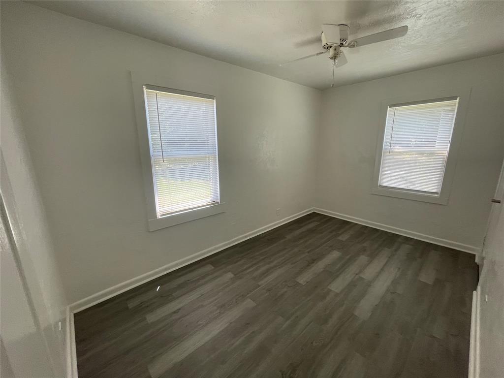 2011 Gilbert Avenue Wichita Falls, TX 76301 - Photo 5 of 7 a view of an empty room with a window