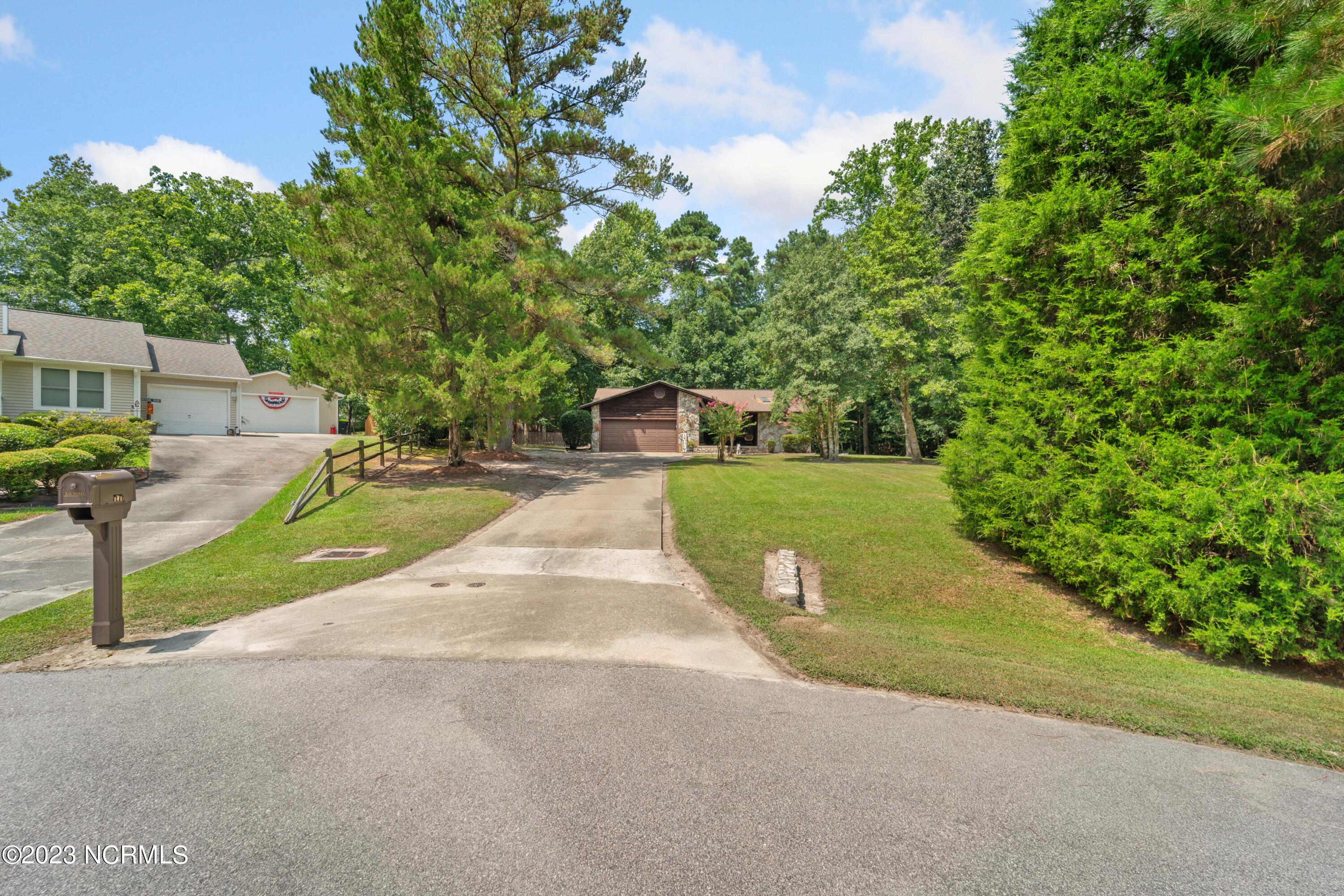 101 Riverbend Road Jacksonville, NC 28540 - Photo 2 of 70 DSC04768