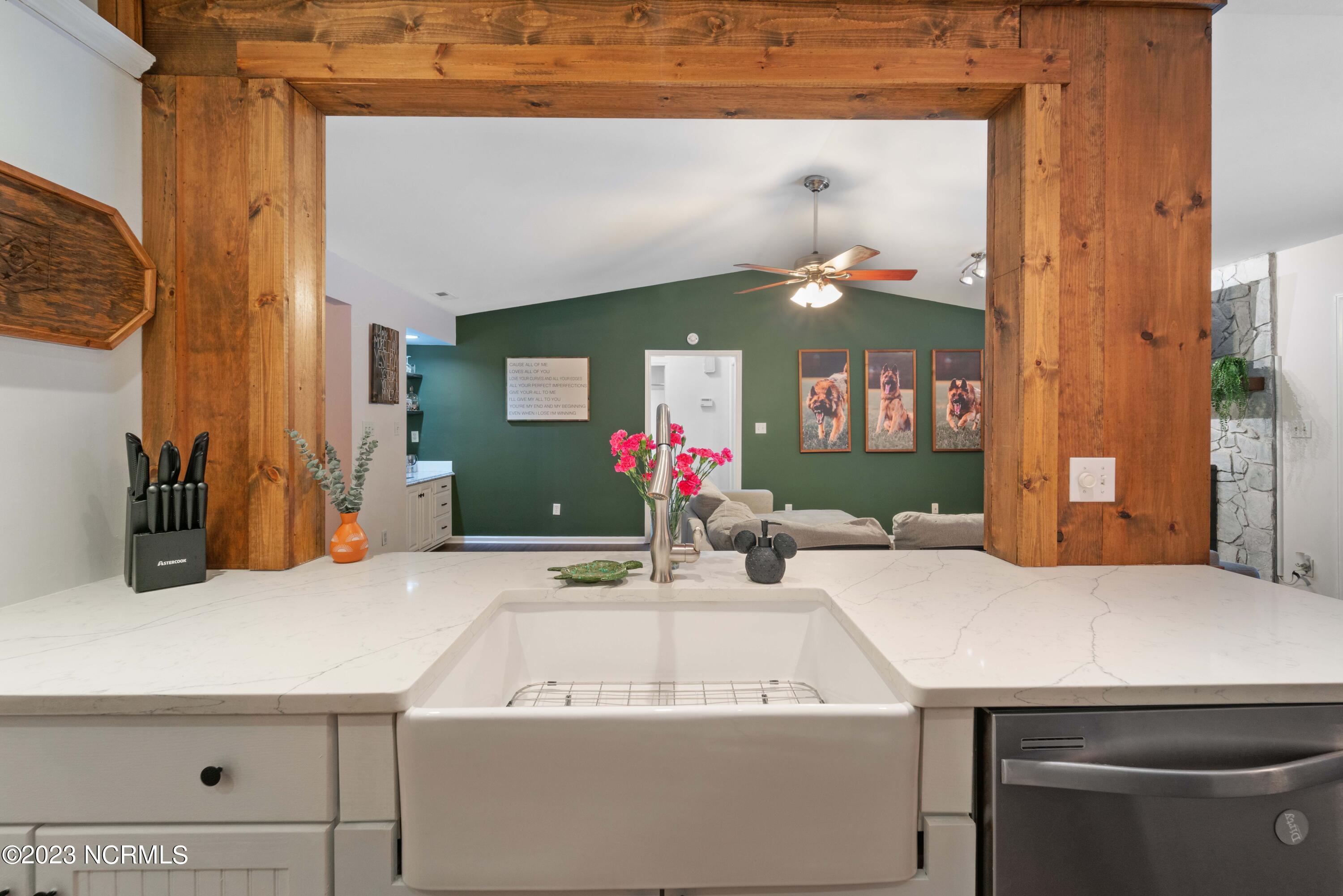 101 Riverbend Road Jacksonville, NC 28540 - Photo 48 of 70 DSC05100