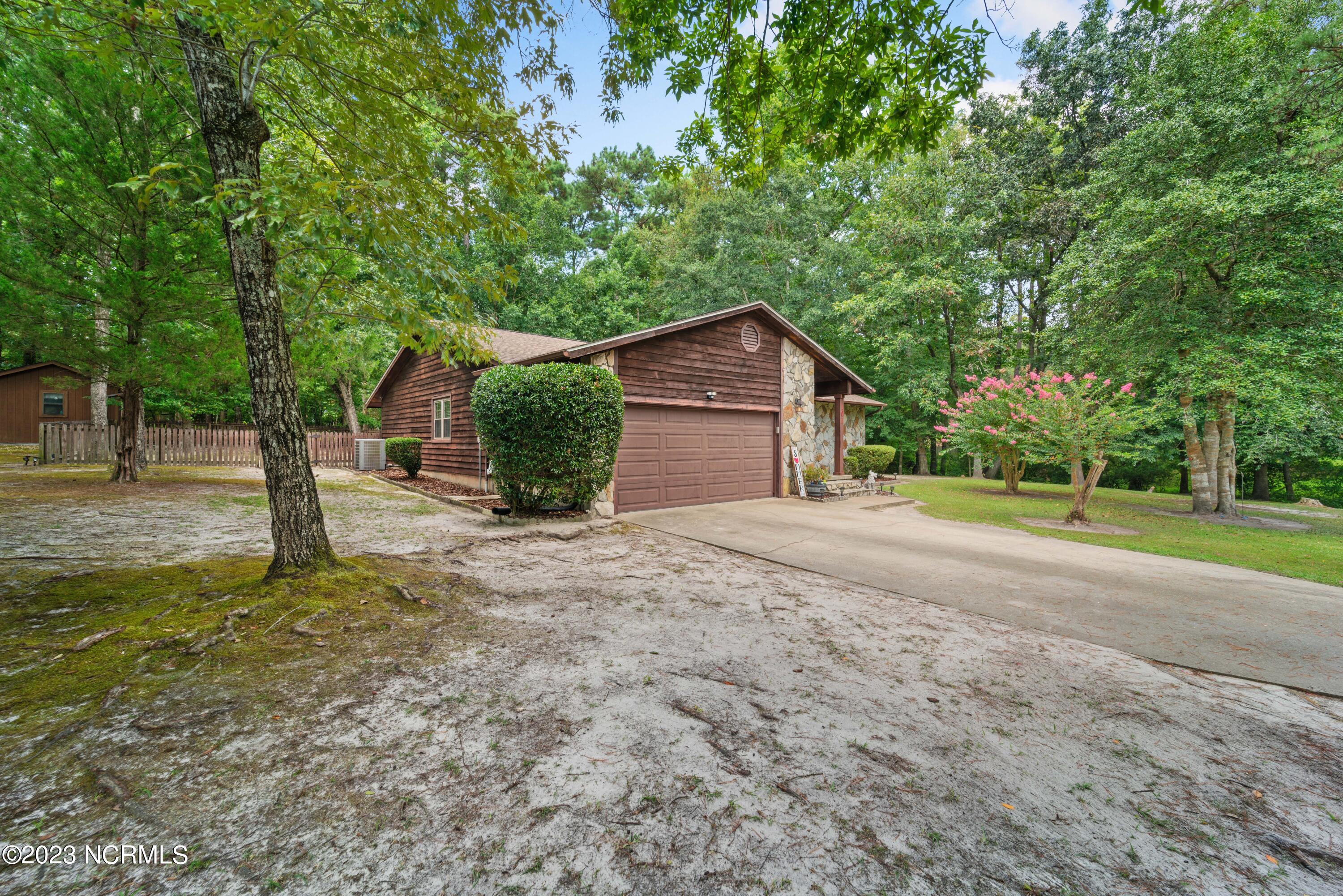 101 Riverbend Road Jacksonville, NC 28540 - Photo 9 of 70 DSC04809