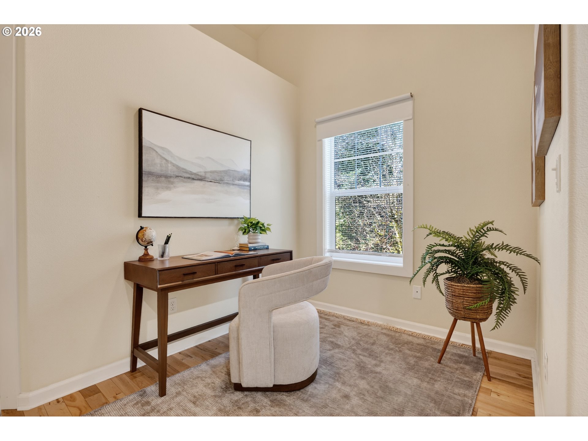 7856 Southwest 31st Avenue, Unit 7 Portland, OR 97219 - Photo 23 of 37 Den/Office
