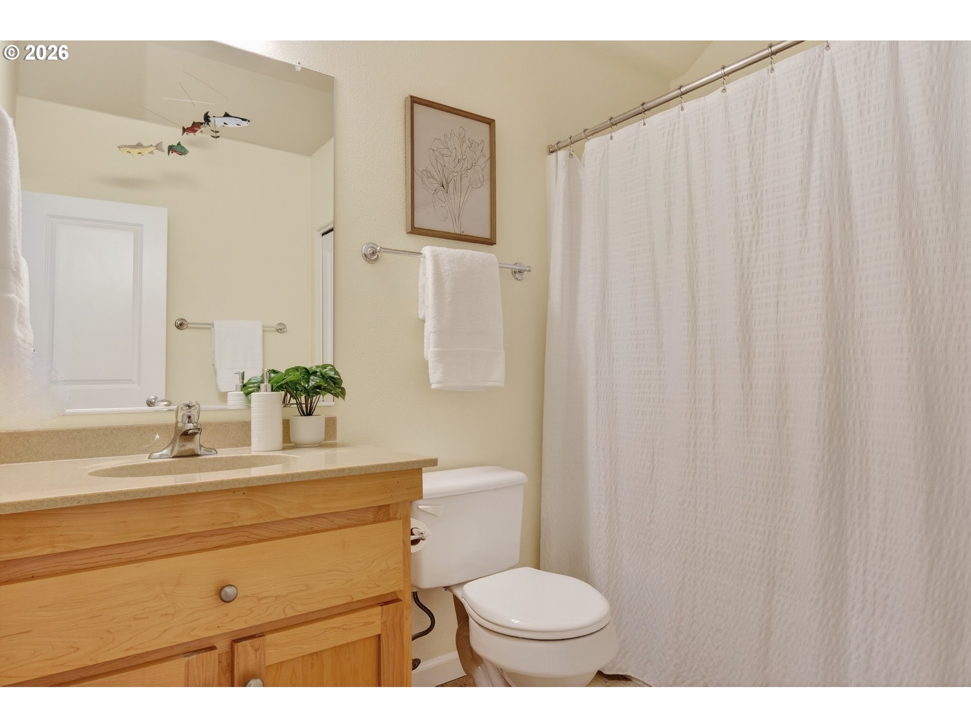 7856 Southwest 31st Avenue, Unit 7 Portland, OR 97219 - Photo 25 of 37 Bathroom