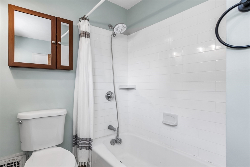 17 Pond Street Beverly, MA 01915 - Photo 20 of 20