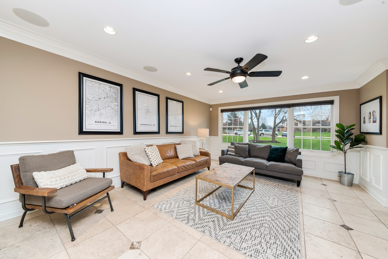 7 Sorrel Lemont, IL 60439 - Photo 10 of 36 a living room with furniture and a large window