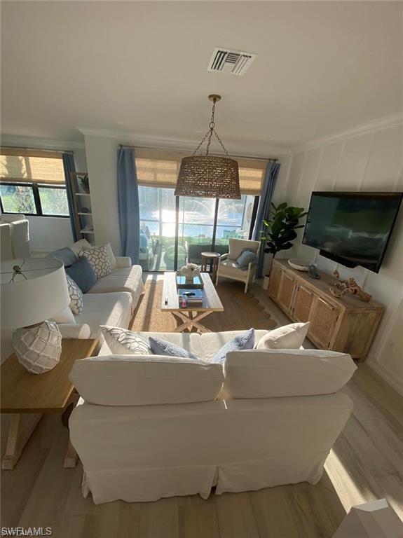 7576 Carnegie Way Naples, FL 34119 - Photo 2 of 17