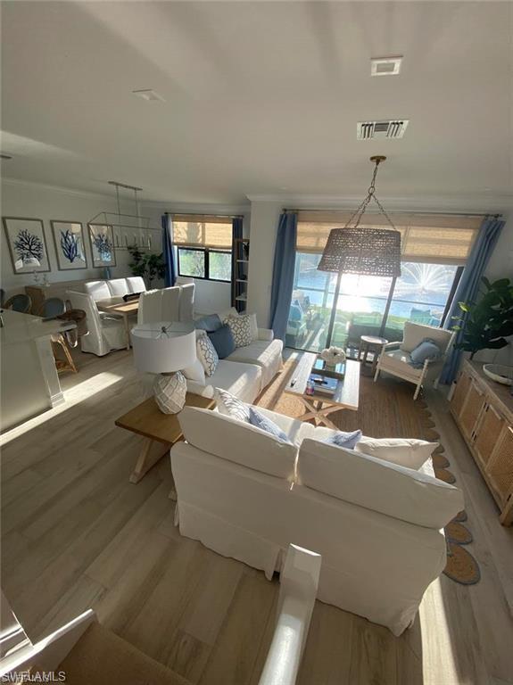 7576 Carnegie Way Naples, FL 34119 - Photo 6 of 17