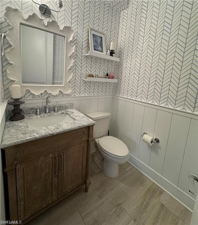 7576 Carnegie Way Naples, FL 34119 - Photo 8 of 17