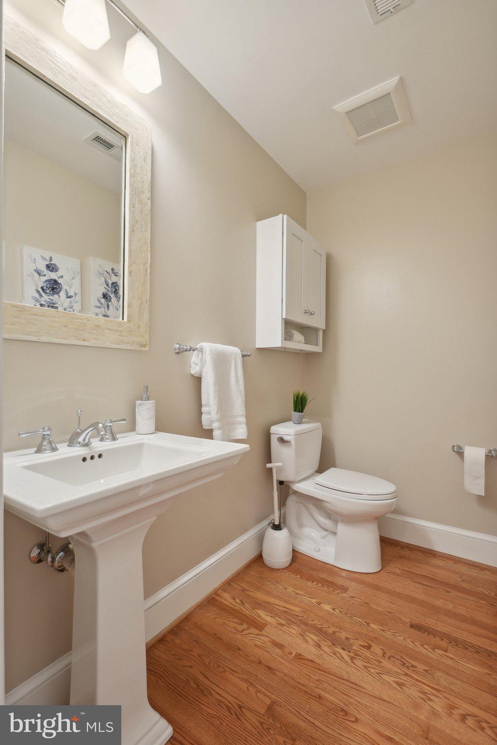 1123 South Oakcrest Road Arlington, VA 22202 - Photo 20 of 50
