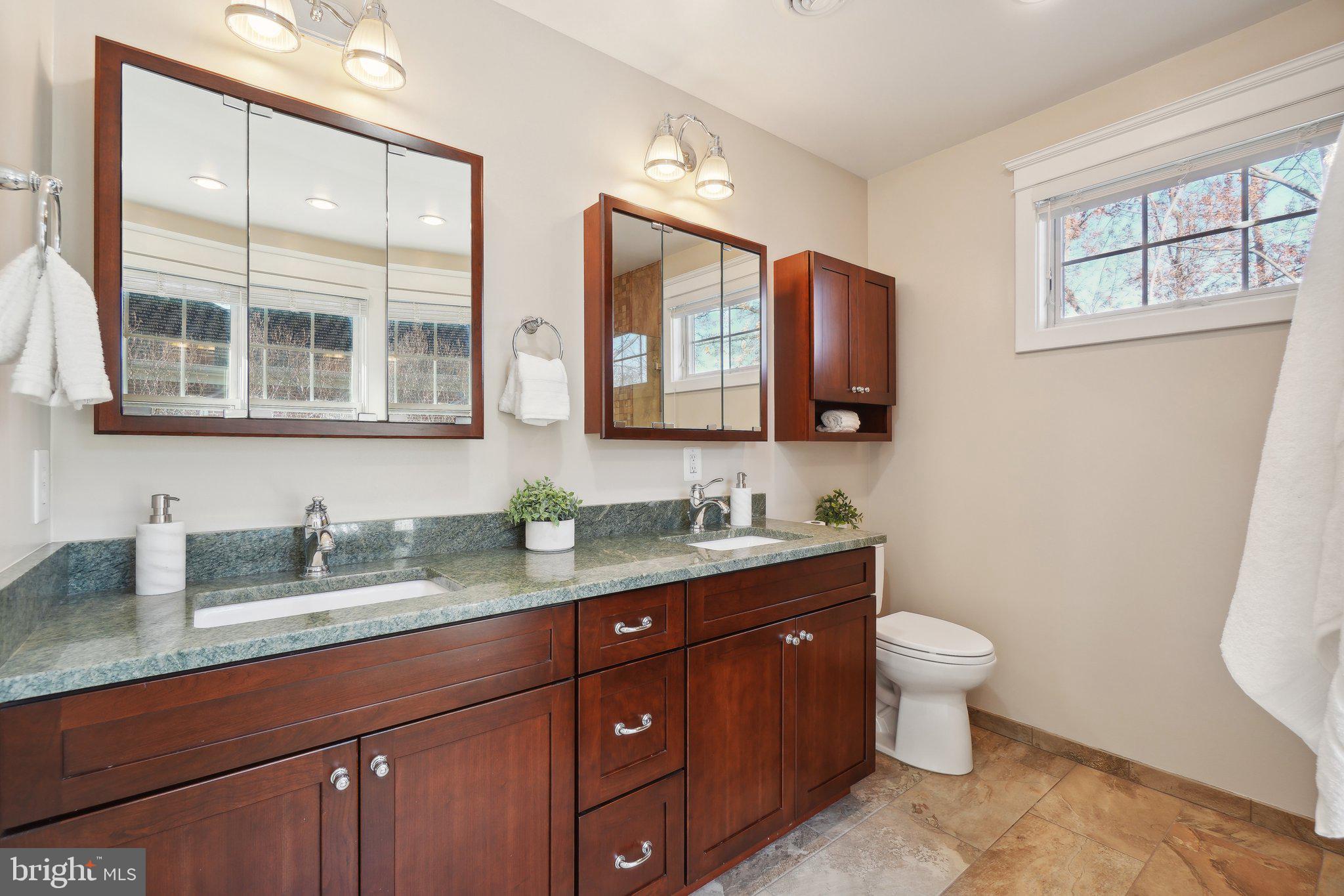 1123 South Oakcrest Road Arlington, VA 22202 - Photo 31 of 50