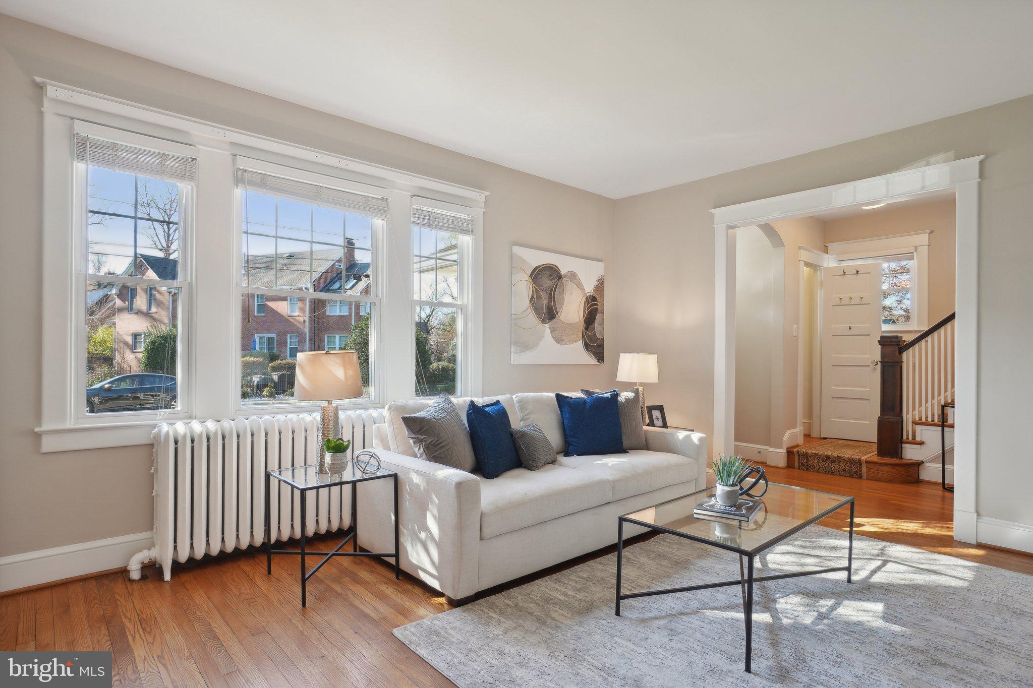 1123 South Oakcrest Road Arlington, VA 22202 - Photo 7 of 50