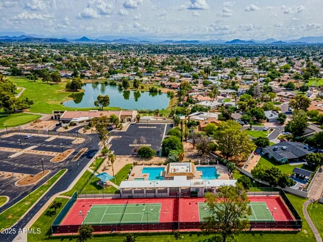 $1,900 | 18235 North 45th Avenue, Glendale, AZ 85308